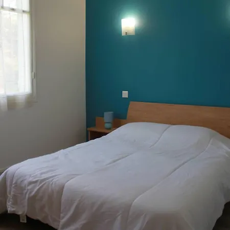 - Rez-de-chaussee Gauche - 90m De La