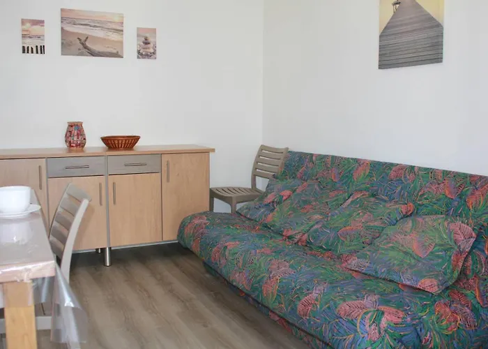 Διαμέρισμα - Rez-de-chaussee Gauche - 90m De La